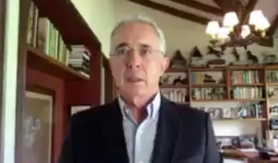 Álvaro Uribe, expresidente y senador.