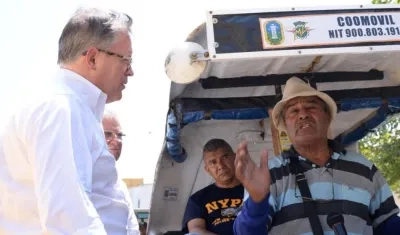 El viceministro Andrés Chaves habla como un motocarrista.