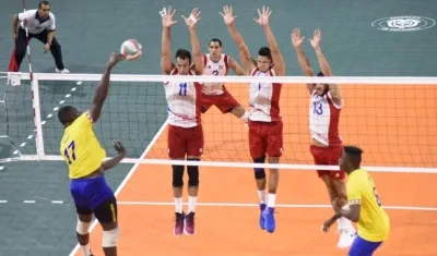 Bloqueo puertorriqueño ante ofensiva colombiana.