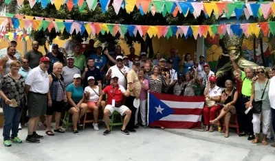 Delegación de Puerto Rico visitó la Casa del Carnaval.
