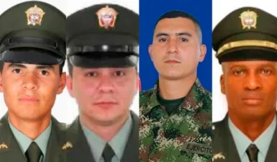 Los tres policías y un militar secuestrados.