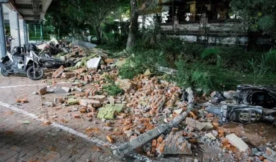 Así quedaron las calles en la isla de Lombok.