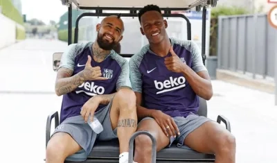 Arturo Vidal y Yerry Mina. 