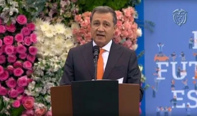 Ernesto Macías, presidente del Senado.