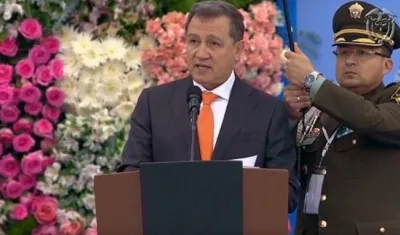  Ernesto Macías, presidente del Senado.