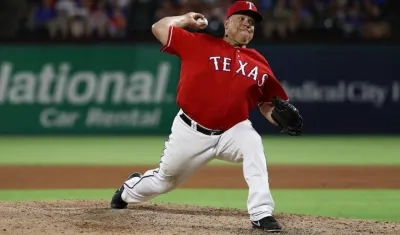 Bartolo Colón, lanzador latino de los Rangers de Texas. 