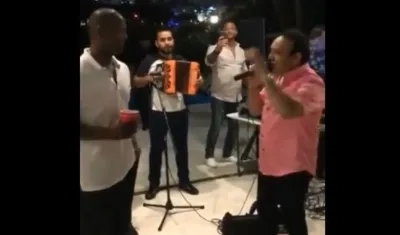 Édgar Rentería, el cantante José Alfonso 'Chiche' Maestre y el Rey Vallenato Christian Camilo Peña.