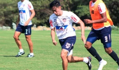 Fabián Sambueza, volante de Junior, durante un entrenamiento. 