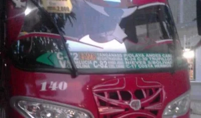 Bus en que se produjo el atraco.