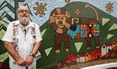 Fernando Llort, pintor salvadoreño.