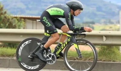 Rodrigo Contreras durante la crono. 