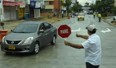 El Alcalde Alejandro Char en la reapertura de la vía.