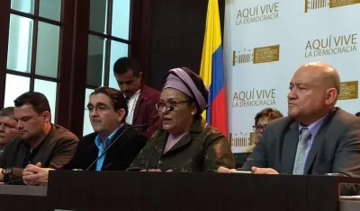 Victoria Sandino y Carlos Lozada. 