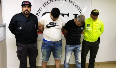 Cuando eran conducidos a la URI de la Fiscalía. 