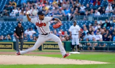 Julio Teherán, lanzador colombiano. 