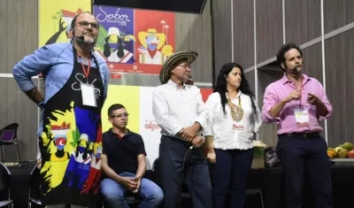 Los expertos Manuel Martínez, Luis Mariño, Claudia Vasco y Santiago Giraldo.