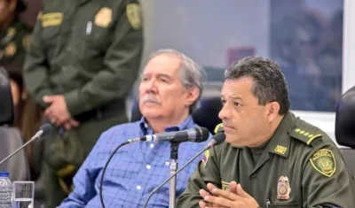 El ministro de Defensa, Guillermo Botero, y el director de la Policía, general Jorge Hernán Nieto.