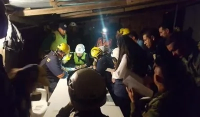  Los 2 mineros que resultaron heridos fueron trasladados a la vereda San Agustín a 5 horas de distancia del lugar de los hechos.