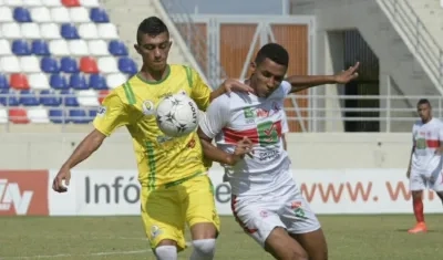 Acción del partido entre Atlántico y Caldas. 