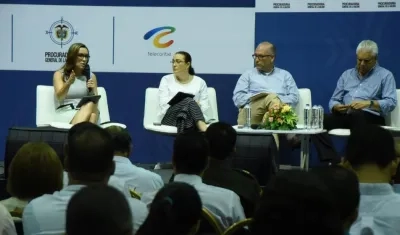 La ministra de Minas y Energía, María Fernanda Suárez durante su intervención. 