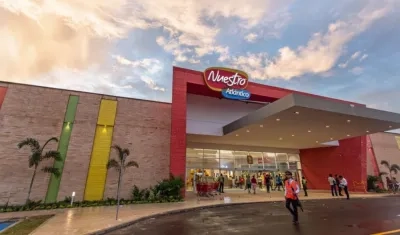 Fachada del centro comercial Nuestro Atlántico.