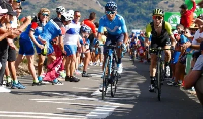 Nairo Quintana lanzó este ataque sobre Yates. 