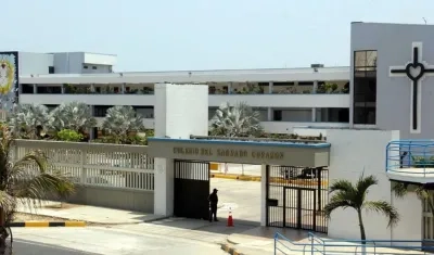 Fachada del Colegio Sagrado Corazón.