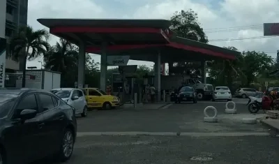 Estación de gasolina donde asaltaron al vigilante. 