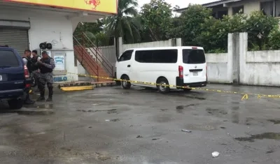 En esta van las autoridades hallaron la droga.