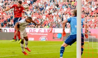 Momento del gol de James Rodríguez. 