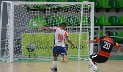 Acción de gol del Independiente Barranquilla. 