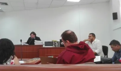 El Juez Rafael Uribe Henríquez, presidiendo una de las audiencias.