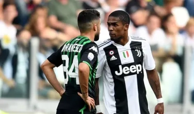 Douglas Costa y Federico Di Francesco.