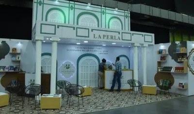 Stand dedicado a La Perla.