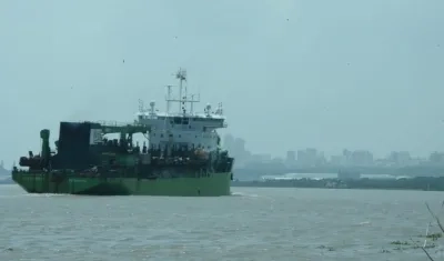 La Uilenspiegel comenzará hoy el dragado.