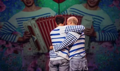  El modisto francés Jean-Paul Gaultier, estrechamente ligado a la escenografía y lo burlesco, presenta su aspecto más personal en su nuevo espectáculo en París.