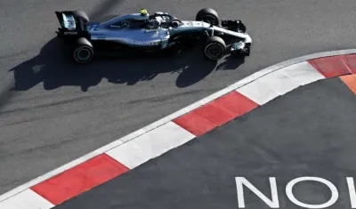 Valtteri Bottas a bordo de su monoplaza. 