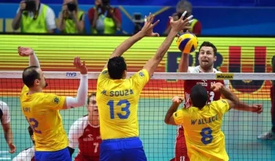 Acción del partido ente Polonia y Brasil. 