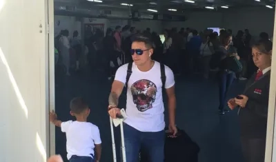 El volante creativo Roger Torres.