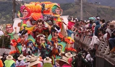 El Desfile Magno puso el punto final a una edición majestuosa del Carnaval de Negros y Blancos en Pasto.