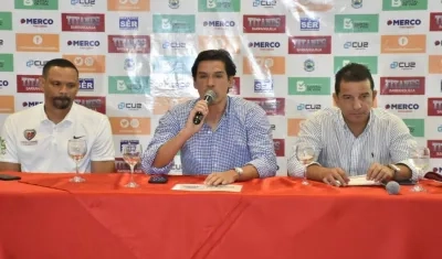 Técnico y directivos explicaron los objetivos de Los Titanes.