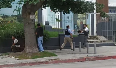 El hombre se entregó ante el asedio de las autoridades.