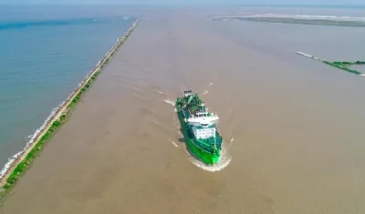 El nuevo calado permitirá el ingreso de embarcaciones con mayor capacidad de carga.