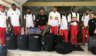 Jugadores de Titanes durante el viaje a Sao Paulo. 
