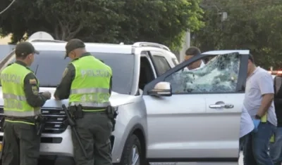 La víctima fue asesinado dentro del vehículo.