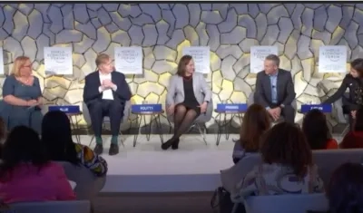 Especialistas del mundo laboral reunidos en Davos.