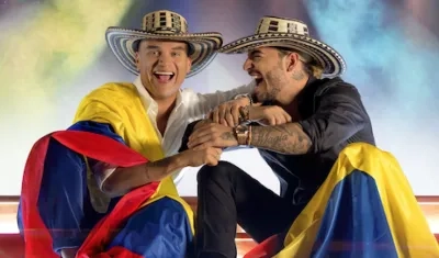 Los cantantes Silvestre Dangond y Maluma.