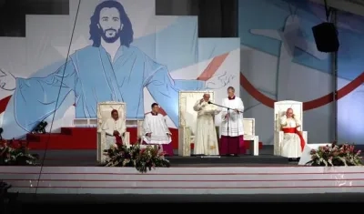 El Papa Francisco liderando la vigilia este sábado en Panamá.