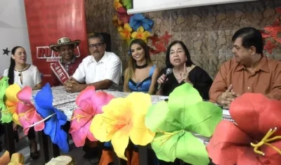 Mildred Roncallo, Pedro Tapias, Édgar Blanco, Kelly Restrepo, Gloria Peña y Rubén Darío García.