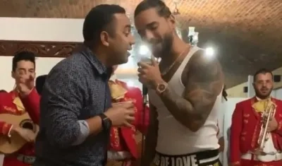 Los cantantes Maluma y Felipe Peláez.